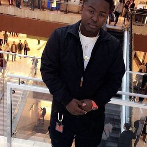 Meet your Posher, Dexter